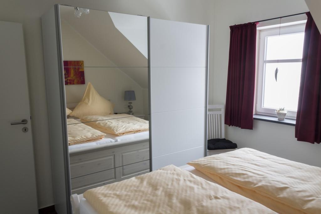 Haus Am Lagunenbad Ferienwohnung Ettelsberg Willingen  Rum bild
