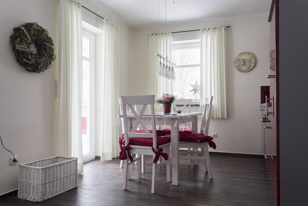 Haus Am Lagunenbad Ferienwohnung Ettelsberg Willingen  Rum bild
